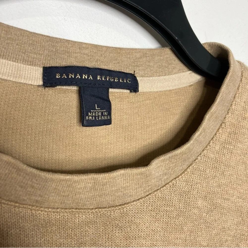 Banana Republic tan sweater/pullover size‎ large